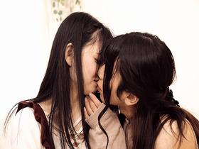 ニューハーフ素人逆ナンパ!チ〇コ見なければ絶対気づかない!!10人4時間中出し!! サンプル動画サムネイル